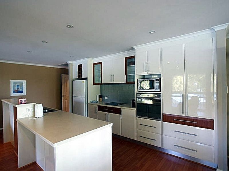 7 Tinarra Close, Lilli Pilli NSW 2536