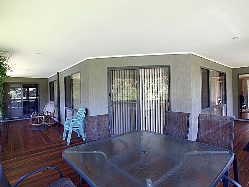 7 Tinarra Close, Lilli Pilli NSW 2536