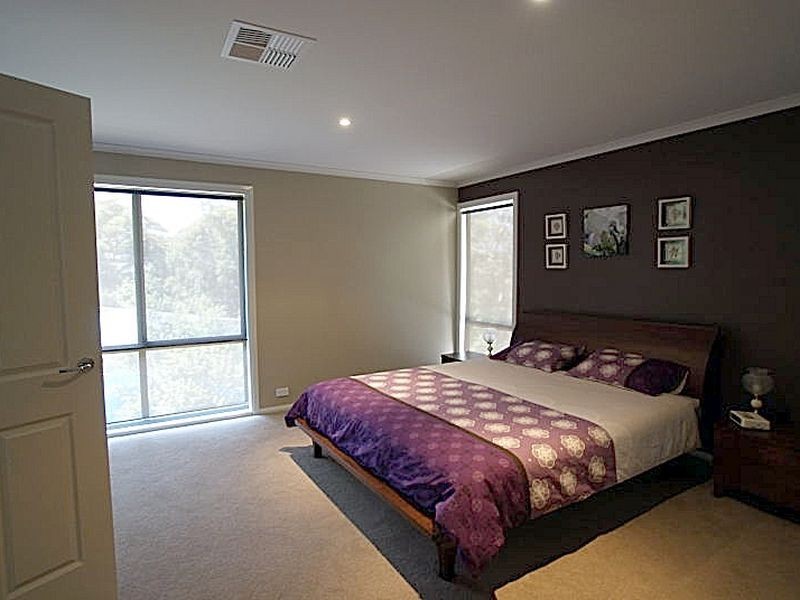 7 Tinarra Close, Lilli Pilli NSW 2536