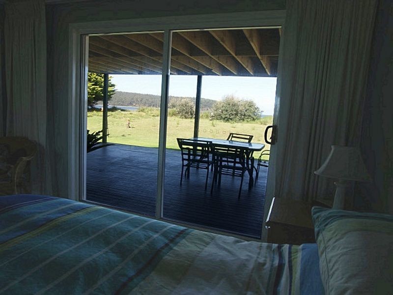 60 Myamba Parade, Surfside NSW 2536