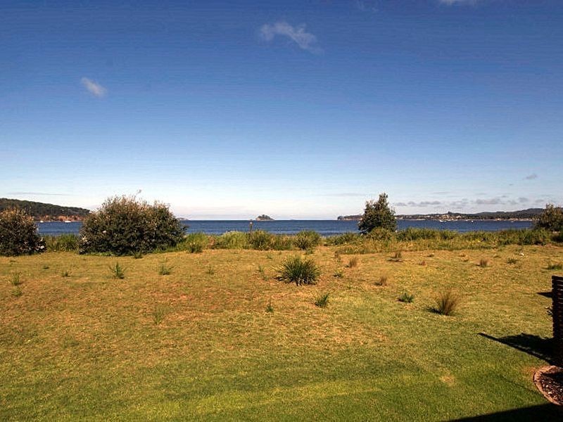 60 Myamba Parade, Surfside NSW 2536