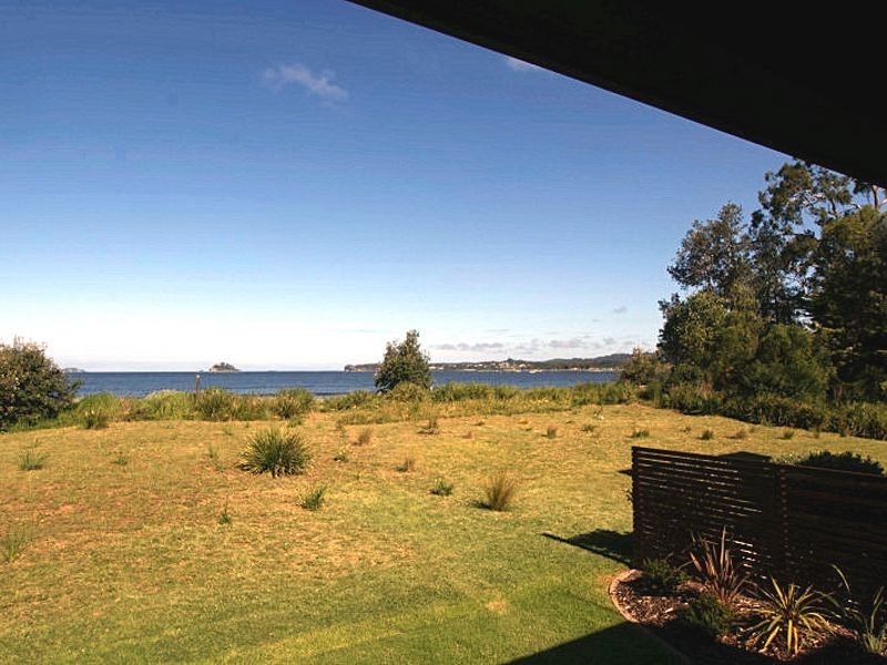 60 Myamba Parade, Surfside NSW 2536