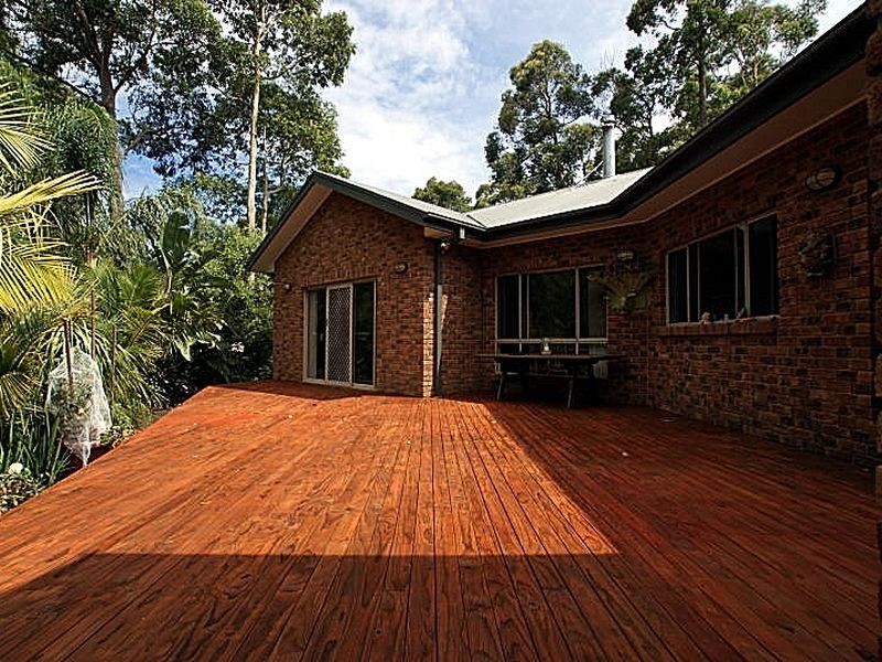 5 Burri Palm Way, Surfside NSW 2536