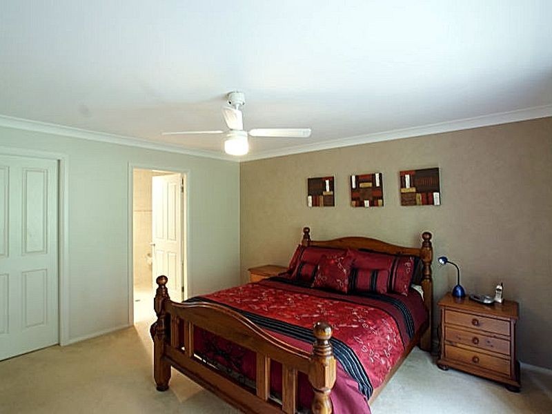 5 Burri Palm Way, Surfside NSW 2536