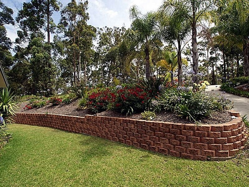 5 Burri Palm Way, Surfside NSW 2536