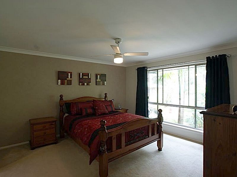 5 Burri Palm Way, Surfside NSW 2536
