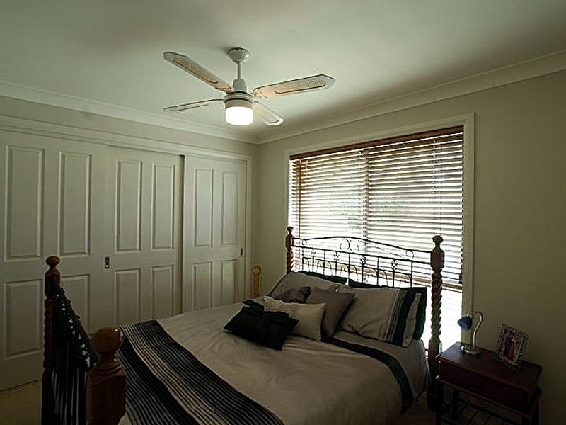 5 Burri Palm Way, Surfside NSW 2536