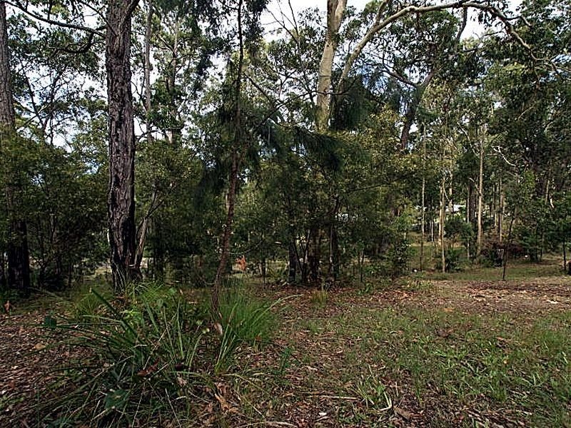 5 Burri Palm Way, Surfside NSW 2536