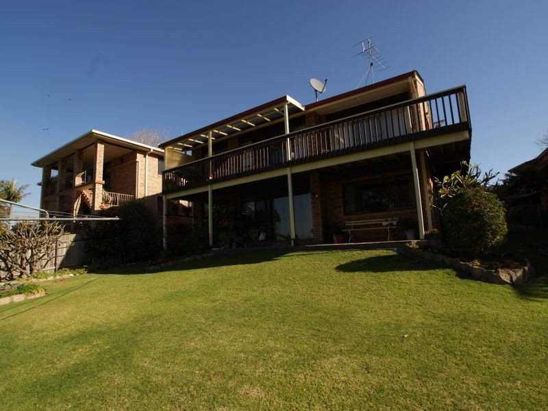 6 Parker Avenue, Surf Beach NSW 2536