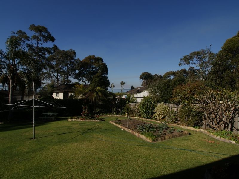 6 Parker Avenue, Surf Beach NSW 2536