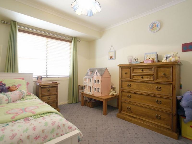 18 Sunshine Bay Road, Sunshine Bay NSW 2536