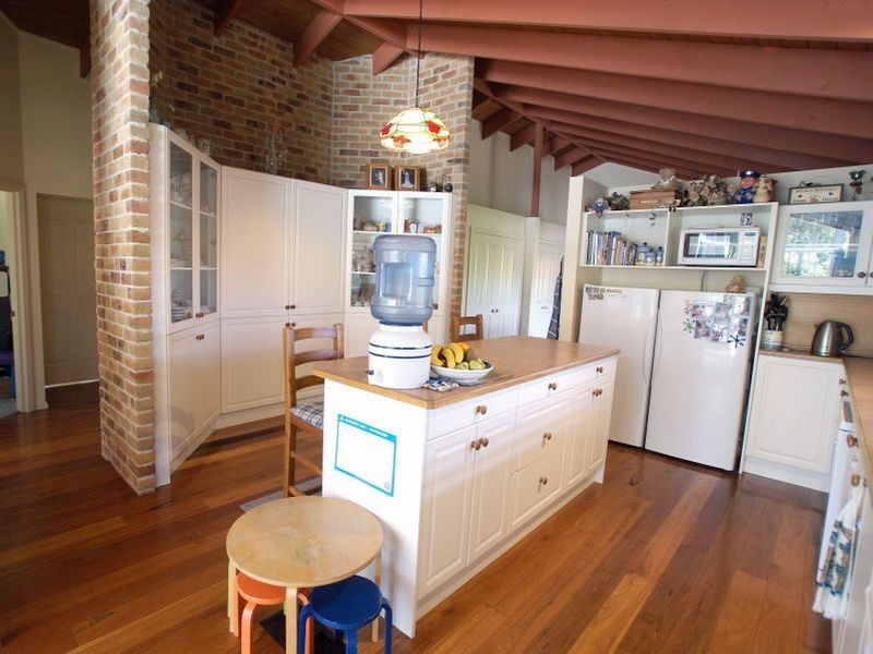 18 Sunshine Bay Road, Sunshine Bay NSW 2536