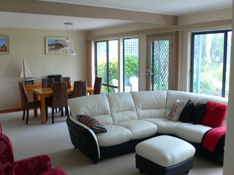 48 Myamba Parade, Surfside NSW 2536