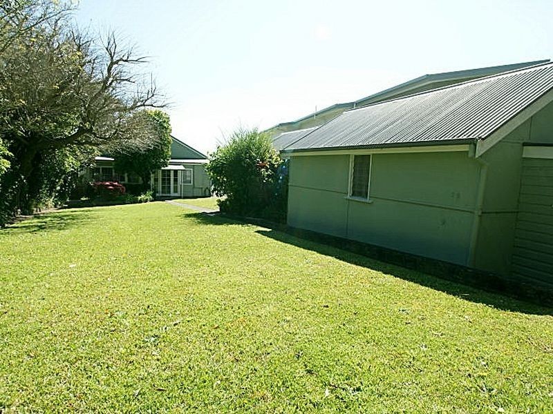 312 Beach Road, Batehaven NSW 2536