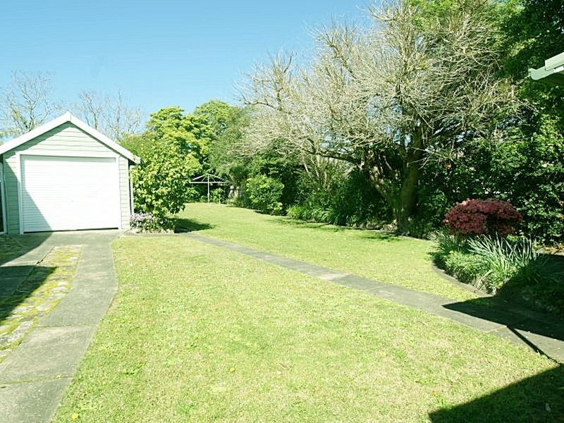 312 Beach Road, Batehaven NSW 2536