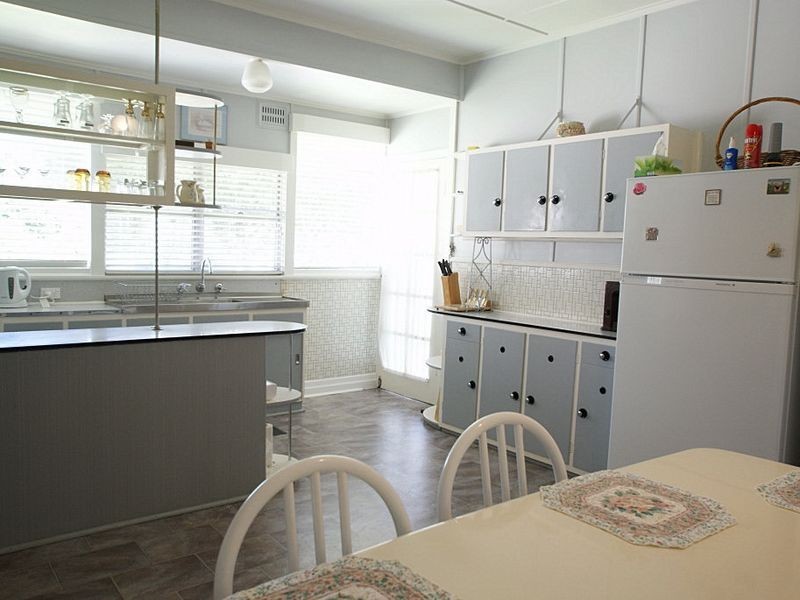 312 Beach Road, Batehaven NSW 2536