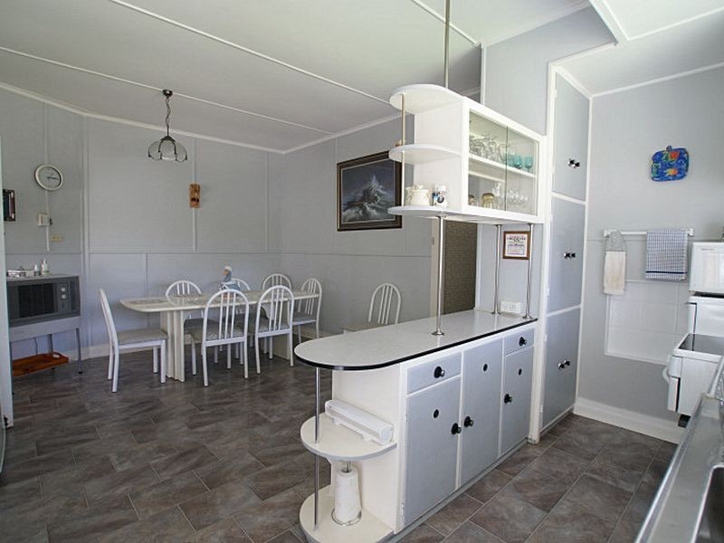 312 Beach Road, Batehaven NSW 2536