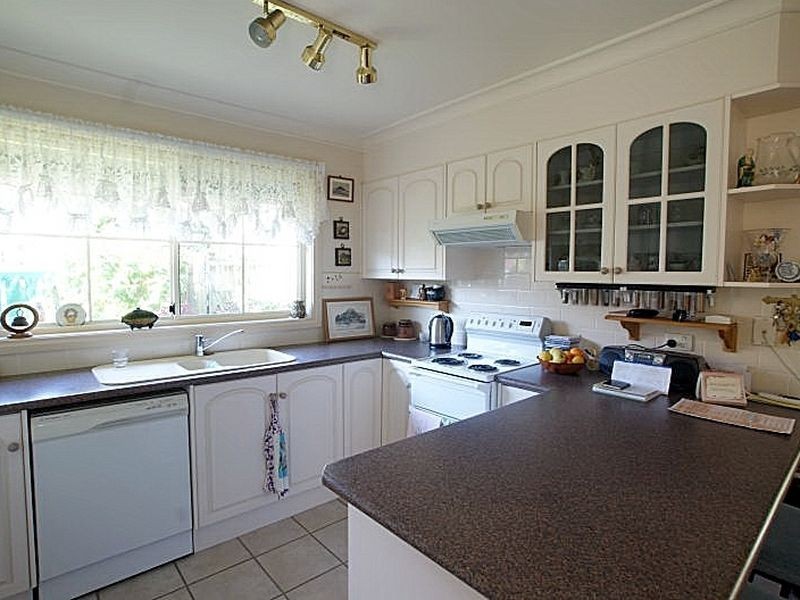1/42 Thomas Mitchell Crescent, Sunshine Bay NSW 2536