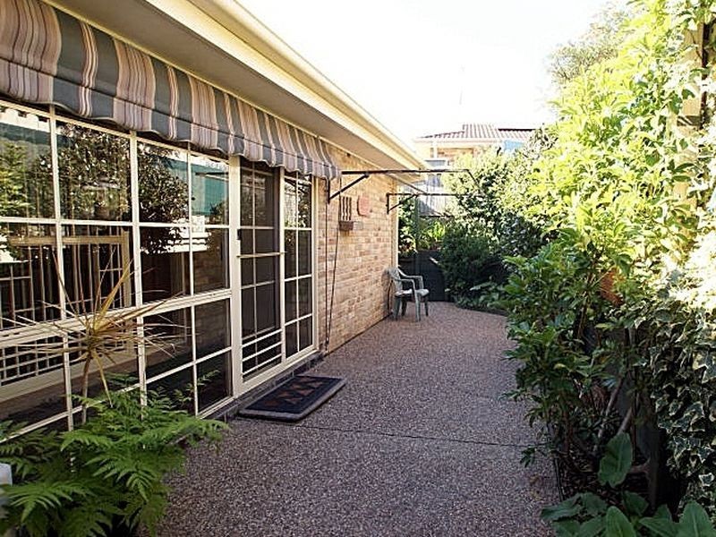 1/42 Thomas Mitchell Crescent, Sunshine Bay NSW 2536