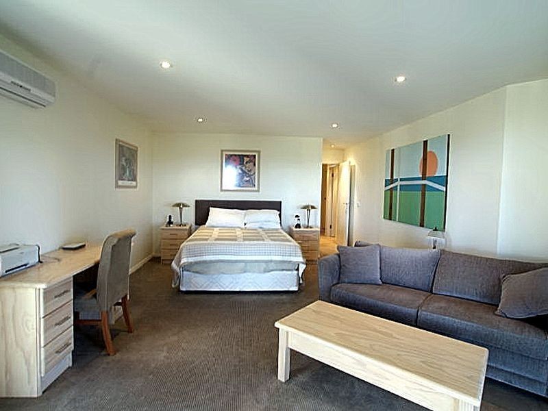 28A Sanctuary Place, Catalina NSW 2536