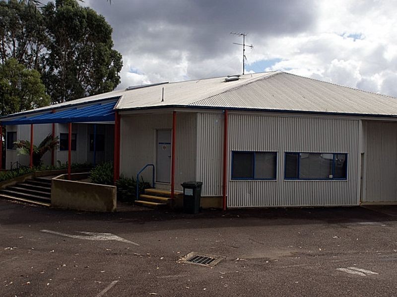 7 Kylie Crescent, Batemans Bay NSW 2536