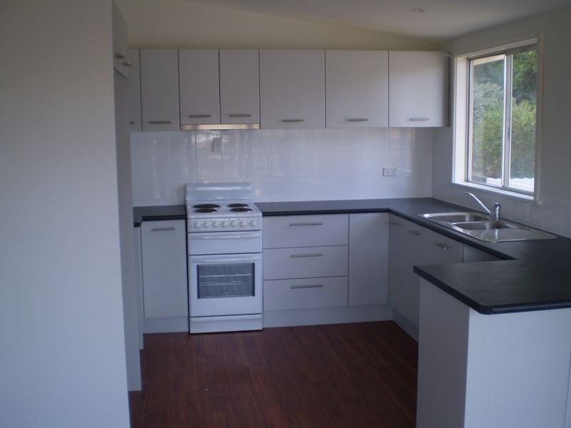 25 Timbara Crescent, Surfside NSW 2536