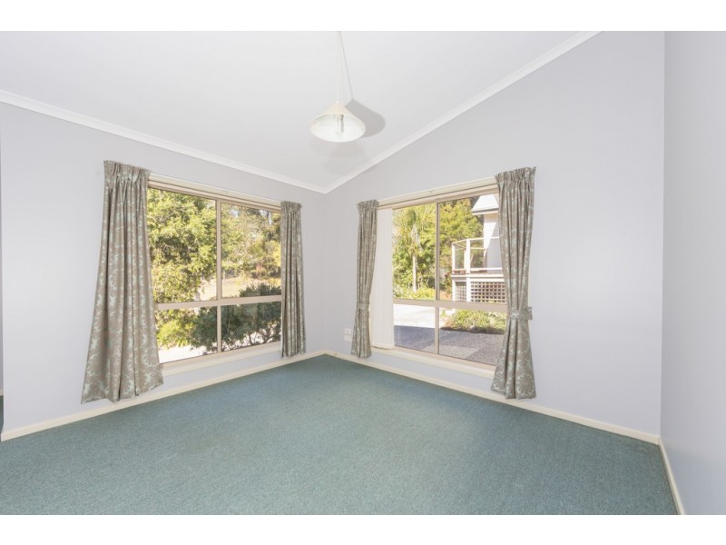 1/71 Karoola Crescent, Surfside NSW 2536