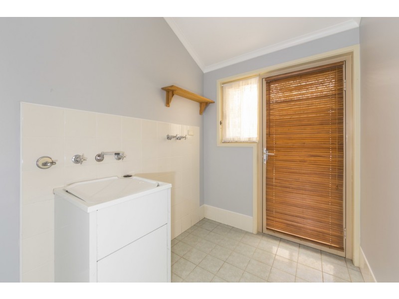 1/71 Karoola Crescent, Surfside NSW 2536