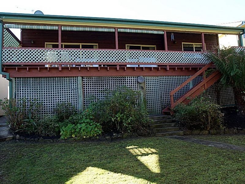 11 Sunset Street, Surfside NSW 2536