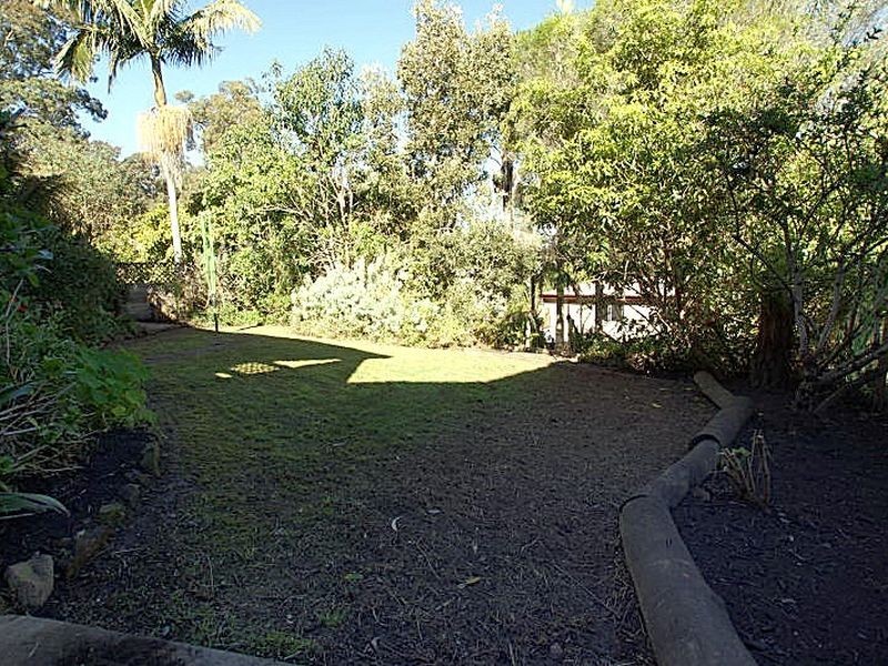 11 Sunset Street, Surfside NSW 2536