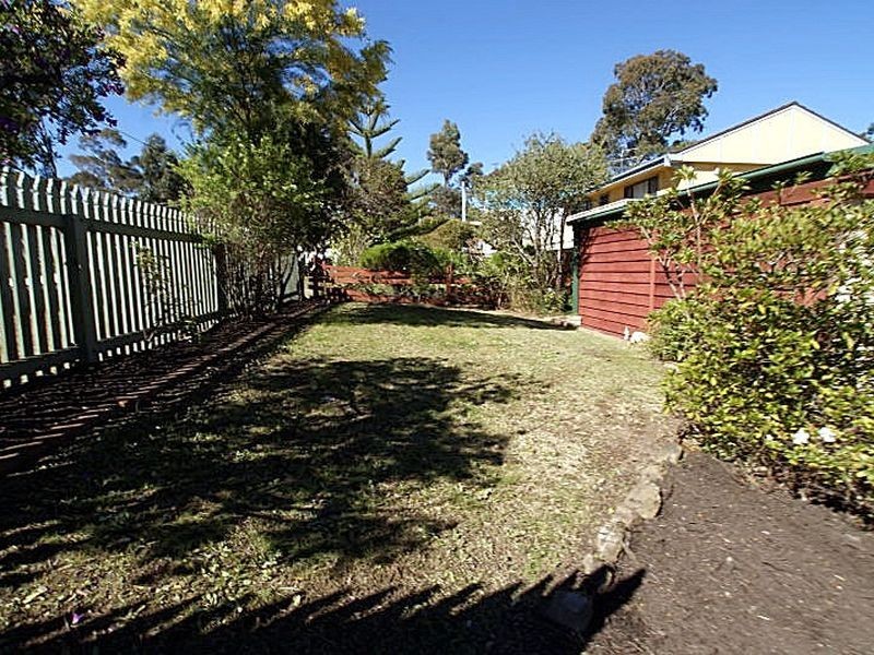 11 Sunset Street, Surfside NSW 2536