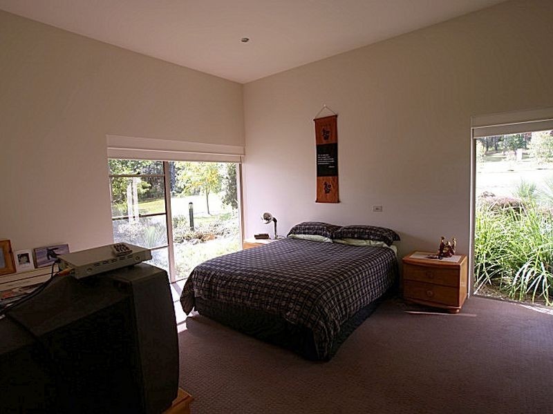 10 Brushbox Place, Batehaven NSW 2536