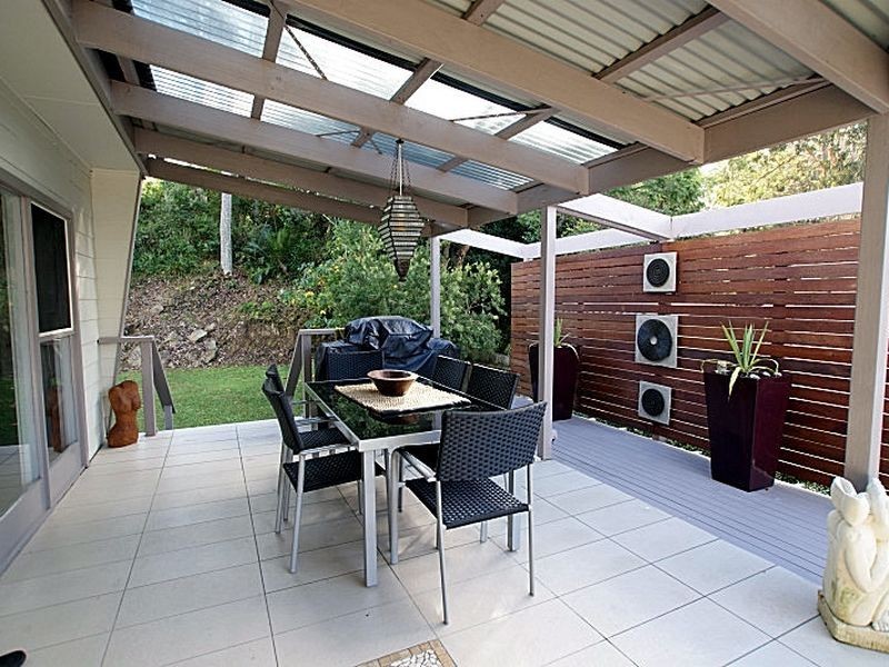 24b Yarralumla Crescent, Tomakin NSW 2537