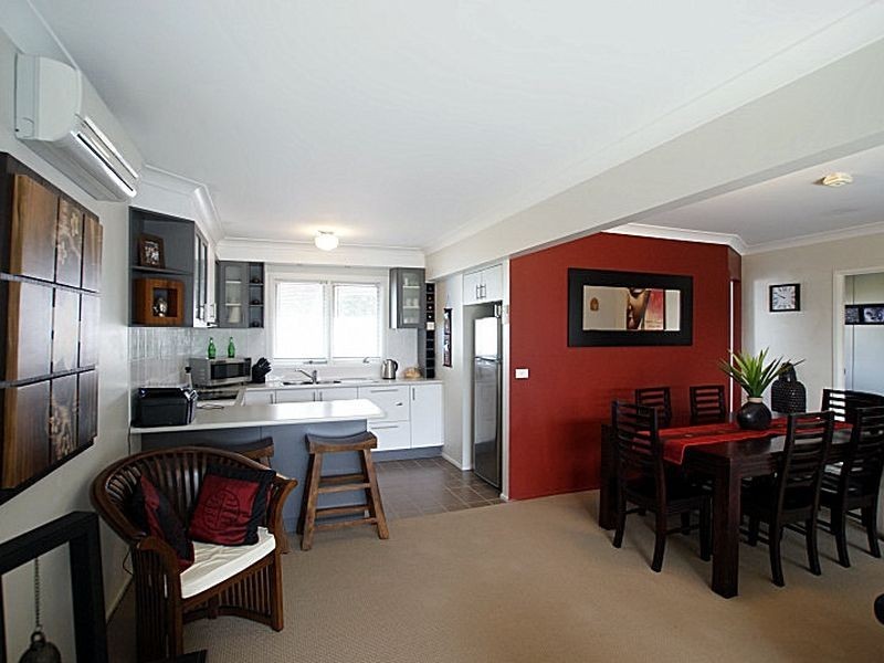 24b Yarralumla Crescent, Tomakin NSW 2537