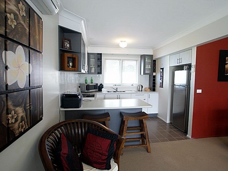 24b Yarralumla Crescent, Tomakin NSW 2537
