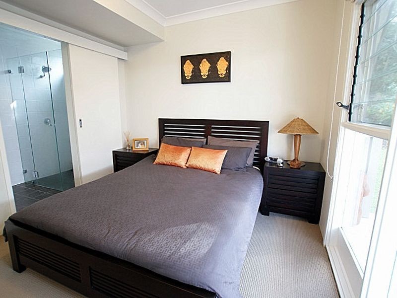 24b Yarralumla Crescent, Tomakin NSW 2537