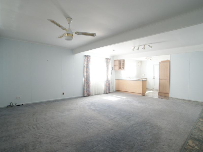 27 Timbara Crescent, Surfside NSW 2536