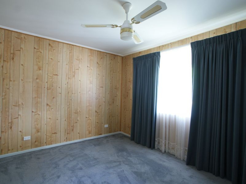 27 Timbara Crescent, Surfside NSW 2536