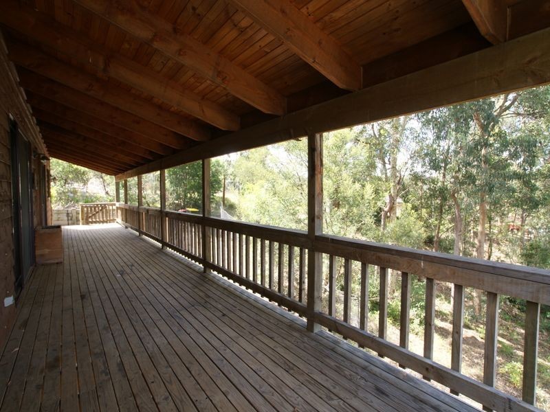 10 Berrima Parade, Surfside NSW 2536