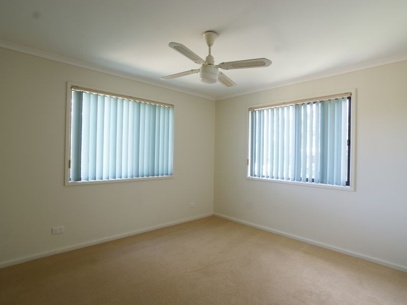 10 Berrima Parade, Surfside NSW 2536