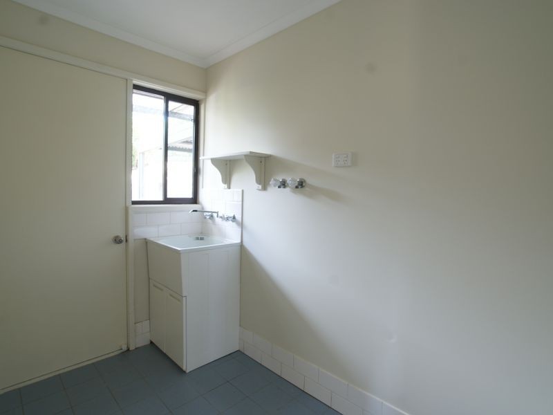 10 Berrima Parade, Surfside NSW 2536