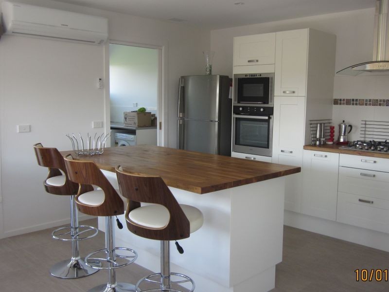 30 Redhill Parade, Tomakin NSW 2537