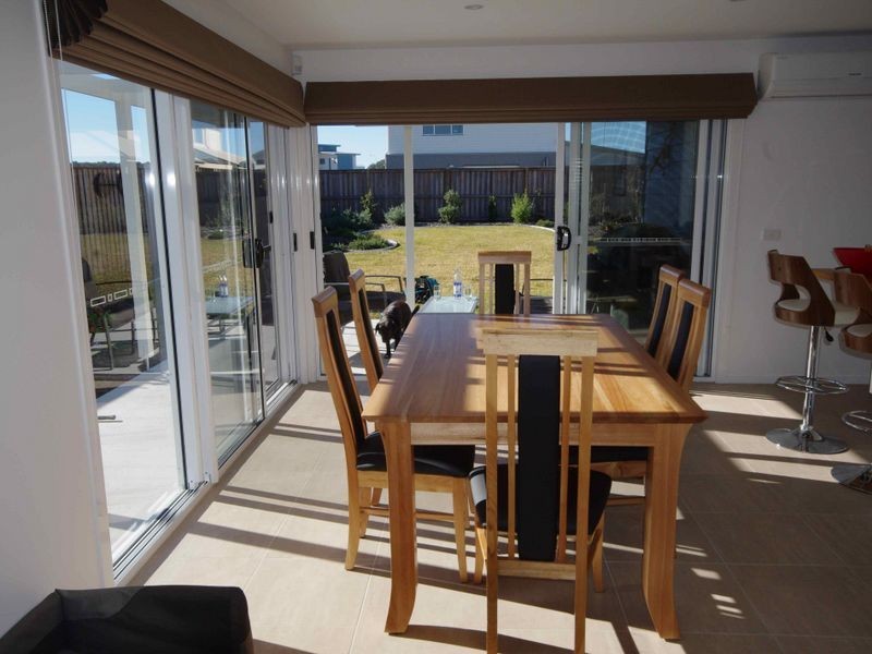 30 Redhill Parade, Tomakin NSW 2537