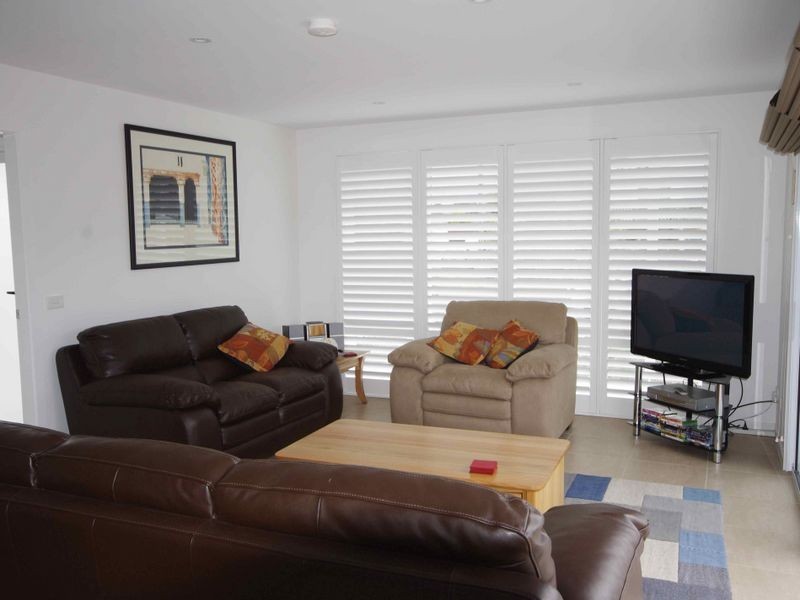 30 Redhill Parade, Tomakin NSW 2537