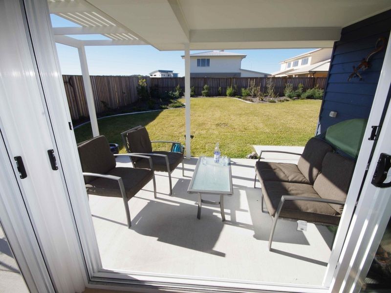 30 Redhill Parade, Tomakin NSW 2537