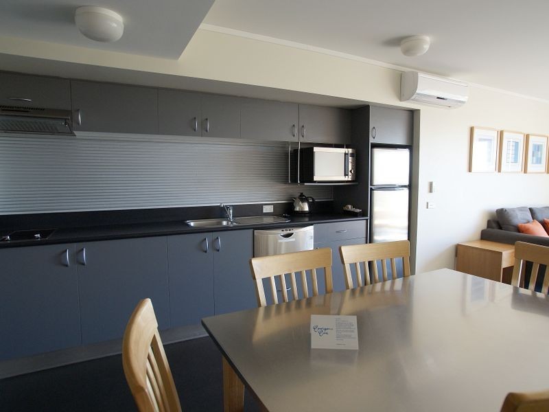 209/204 Beach Road, Batehaven NSW 2536