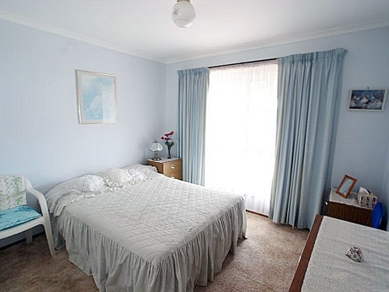 38 Thomas Mitchell Crescent, Sunshine Bay NSW 2536