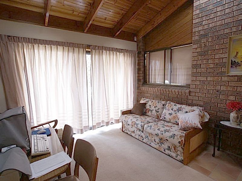 38 Thomas Mitchell Crescent, Sunshine Bay NSW 2536