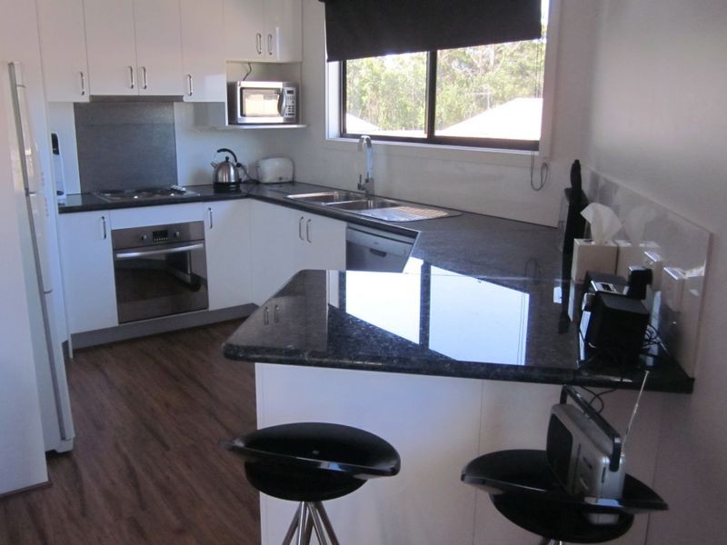 11 Martin Place, Broulee NSW 2537