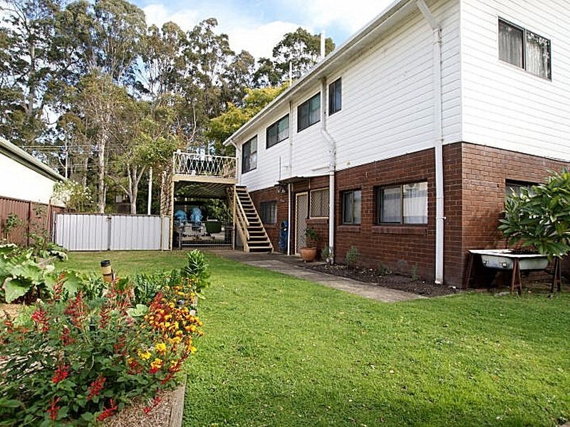 38 Wallarah Street, Surfside NSW 2536